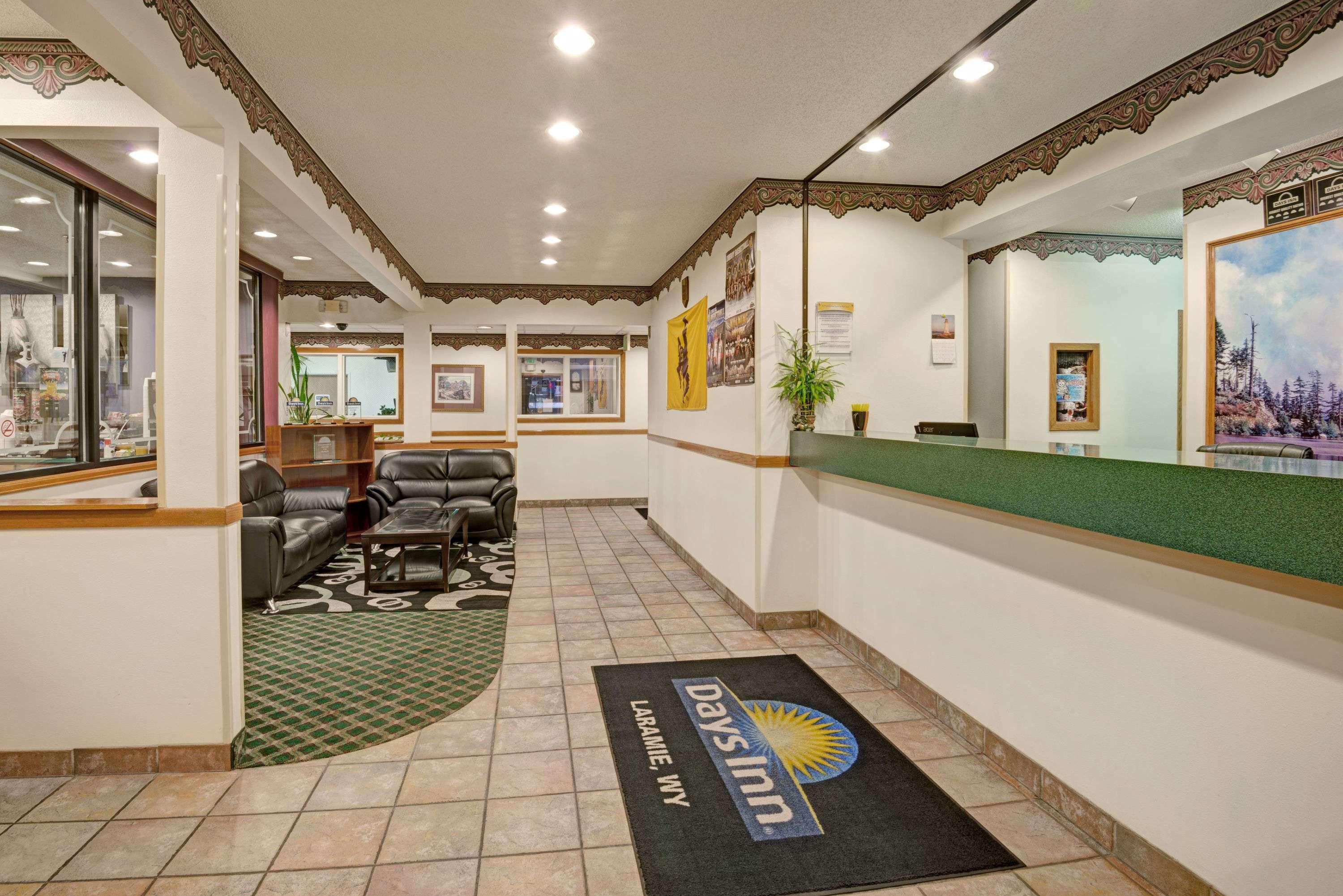 Days Inn By Wyndham Laramie Exterior photo